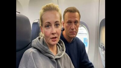 Жена Навального покинула Россию