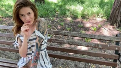 Ты снимаешься или парня себе ищешь?