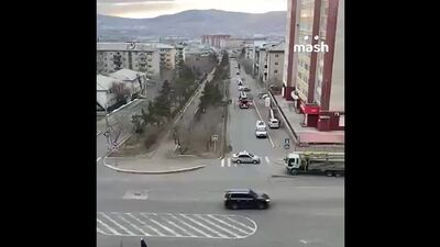 Мужчина взял в заложники своего трёхлетнего сына в Чите. Он угрожает застрелить ребёнка