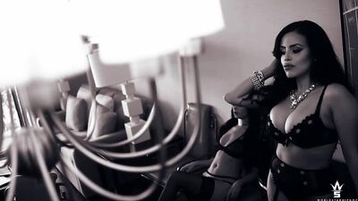 Demi Rose Mawby Chloe Saxon