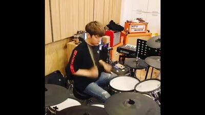 [Разное] 190618 Минхван из группы FTISLAND ответил на вызов Доуна