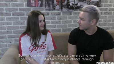 Началось с поцелуев, закончилось минетом