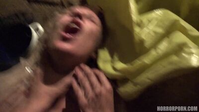 Девушка в клетке. Страшное порно! Ужастик! Секс, орал, минет, анал, классика, кончила