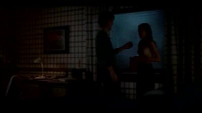 Stranger Things - Steve Nancy kissing scenes from Season 1