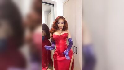 Голая Cardi B