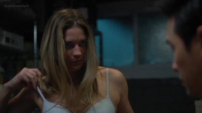 Annie Murphy - Kevin Can Fuck Himself s01e05 (2021) HD 1080p Nude? Sexy! Watch Online / Энни Мерфи - Кевин может пойти на