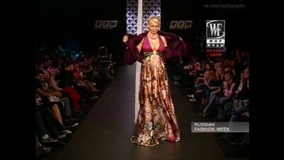 Яна Рудковская на Russian Fashion Week в Москве, 29/10/2008 Голая? Секси!