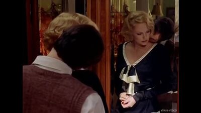 Charlize Theron - отрывок из фильма "Голова в облаках"
