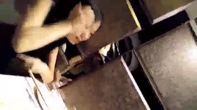 【迷奸】年轻貌美的气质长发美女和朋友一起去KTV嗨歌喝多了 被带到酒店脱掉衣服激烈啪啪