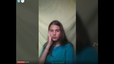 Молодая в лифчике. Periscope. Перископ