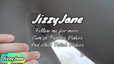 Fit Yoga Babe Loves Rubbing My Cock With Her Smooth Pussy Until I Cum in He.mp4