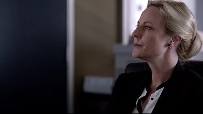 Janet King S01E08