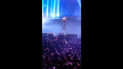 Алиса Ковалевская и хор первокурсников С-Пб