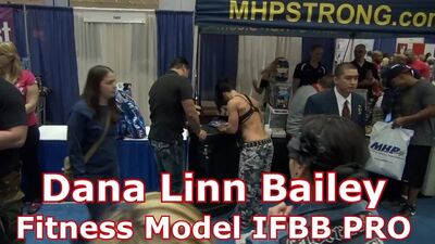 Dana Linn Bailey - 2013 Fit Expo , Los Angeles