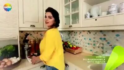 Кулинарное шоу с Пелин Карахан - 1