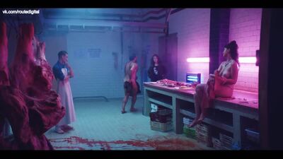 Suzanne Clement, Oulaya Amamra, Juliette Cardinski - Vampires (2020) / Сюзанн Клеман, Улайя Амамра, Джульетт Кардински - Вампиры
