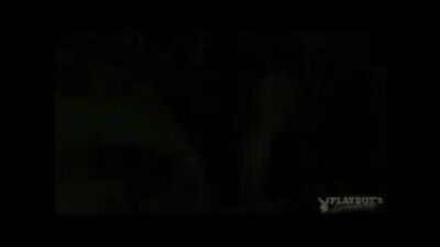 Горячая брюнеточка 18+