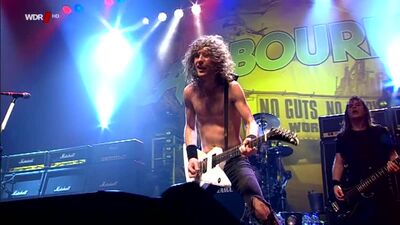 Airbourne - What's Eatin' You (Live in Cologne, Germany, 2010)+Улучшенное звучание. Full HD 1080p