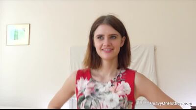 HeavyOnHotties - Lexy Gold
