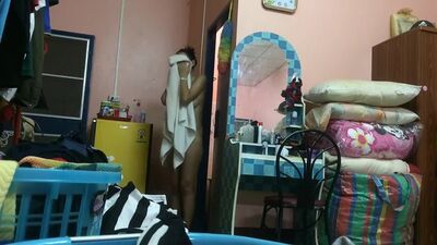 แอบถ่ายพี่สาวนมโต พึ่งอาบน้ำเสร็จ