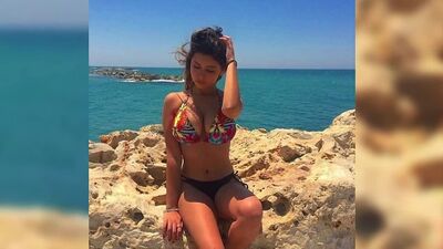 Обалденная Coral Sharon