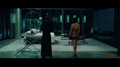 Elizabeth Olsen, Pom Klementieff, Lizzy DeClement - Oldboy (2013)