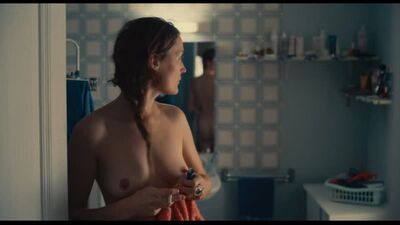 Вики Крипс (Vicky Krieps nude scenes in "Serre moi fort" 2021)