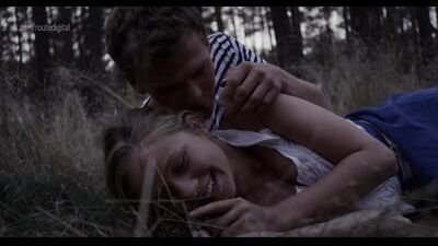 Barbara Garstka Nude - Ani drzewa ani las (2013) HD 720p Watch Online / Барбара Гарстка - Ни деревья, ни лес