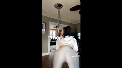 TDS Buss It Challenge (Naked TikTok)