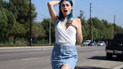 Они собирались обсудить планы… но планы быстро сменили тему