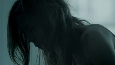 Melissa George Nude - Hunted s01 (2012) HD 1080p Watch Online / Мелисса Джордж - Под прицелом