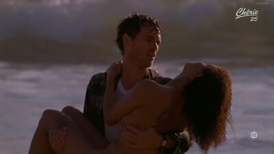 Gloria Reuben Nude - Indiscreet (1998) 1080p