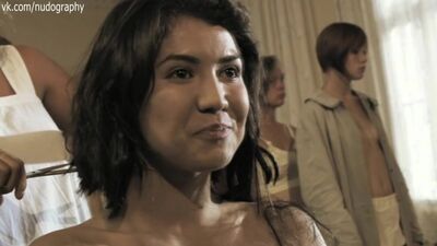 Голые женщины в бане в фильме "Цель вижу" (2013, Евгений Сокуров)