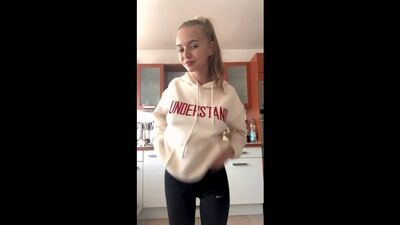 Valerie Flor nude big tits onlyfans ero naked сиськи показала разделась студентки сливы онлифанса 3