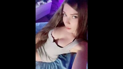 Стримерша Карина(Sharisha) оргазм брюнетка слив