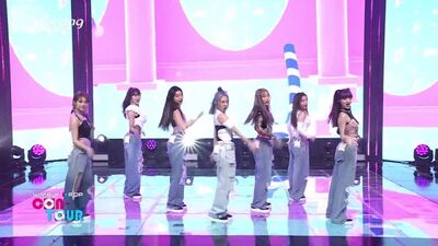 ICHILLIN’ - Play Hide & Seek @ Simply K-pop 220506