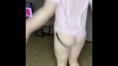 Realhotboyjai-1242544040584847360-20200324_170919-vid1