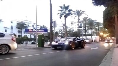 LamborghiniI Aventador LP700-4 Roadster Sound in Puerto Banús_HD