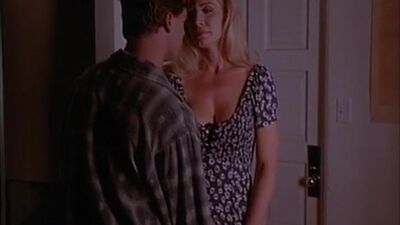 Shannon Tweed и Kim Morgan Greene - презирают (1993)
