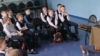 "Уроки Мужества" в общеобразовательном лицее "Амтэк" организованные поисковым отрядом "Ветер Времен" Череповец